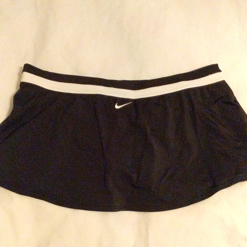 Ladies Nike size 8 black swim bottoms